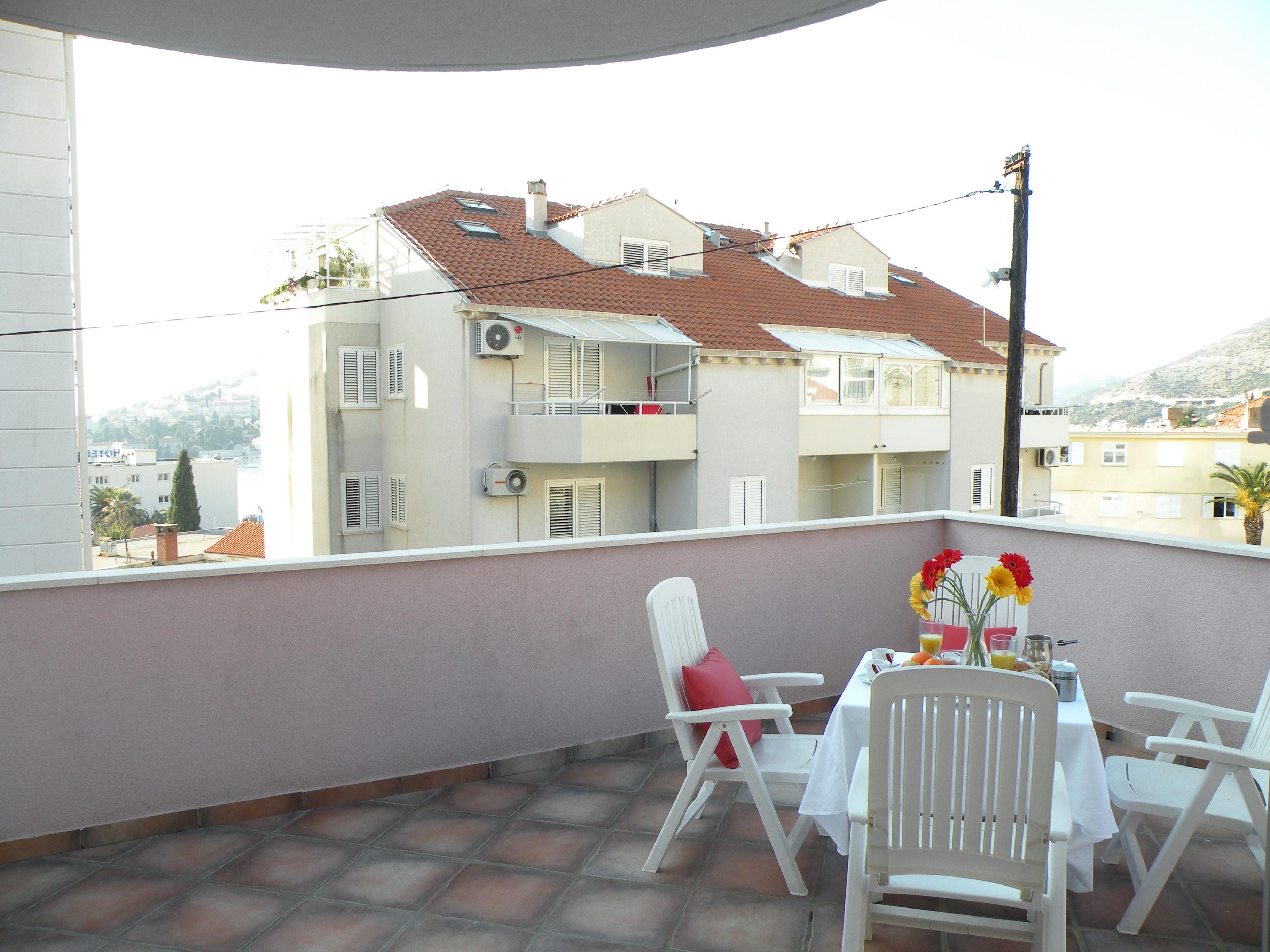 Rosa Apartment *